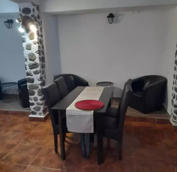 Pensiunea Poiana Soarelui