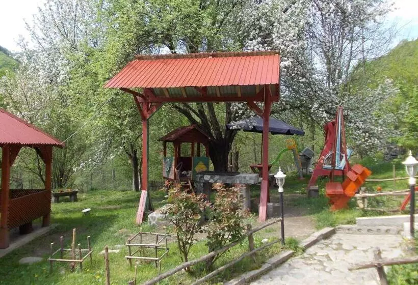 Pensiunea Poiana Soarelui