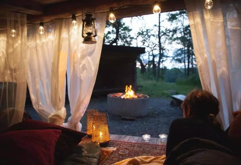 ホテル Vårdnäs Stiftsgård