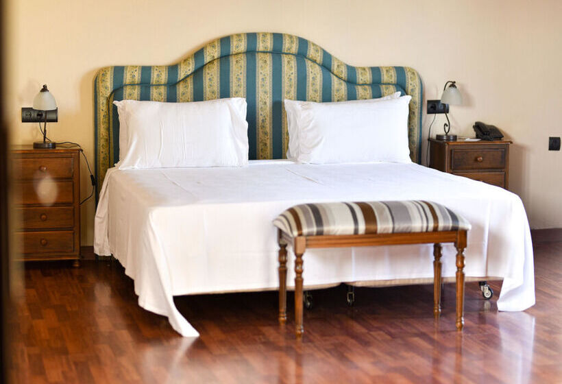 Отель ALEGRIA Bodega Real