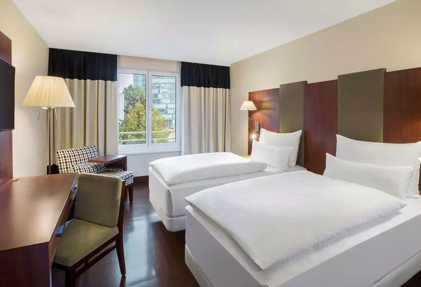 酒店 NH Vienna Airport Conference Center