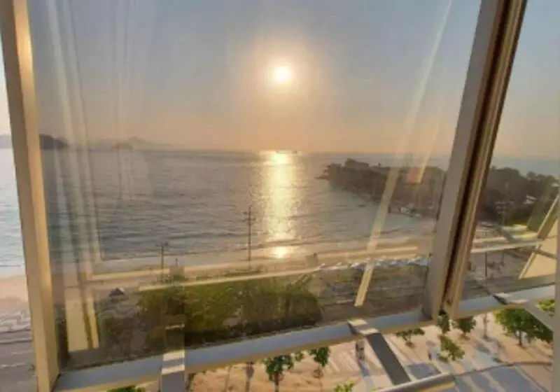 هتل Orla Copacabana