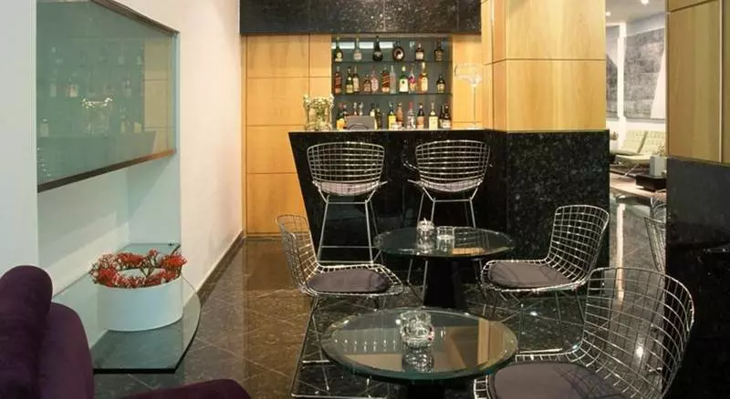 هتل Orla Copacabana