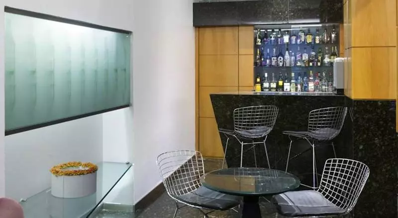 هتل Orla Copacabana