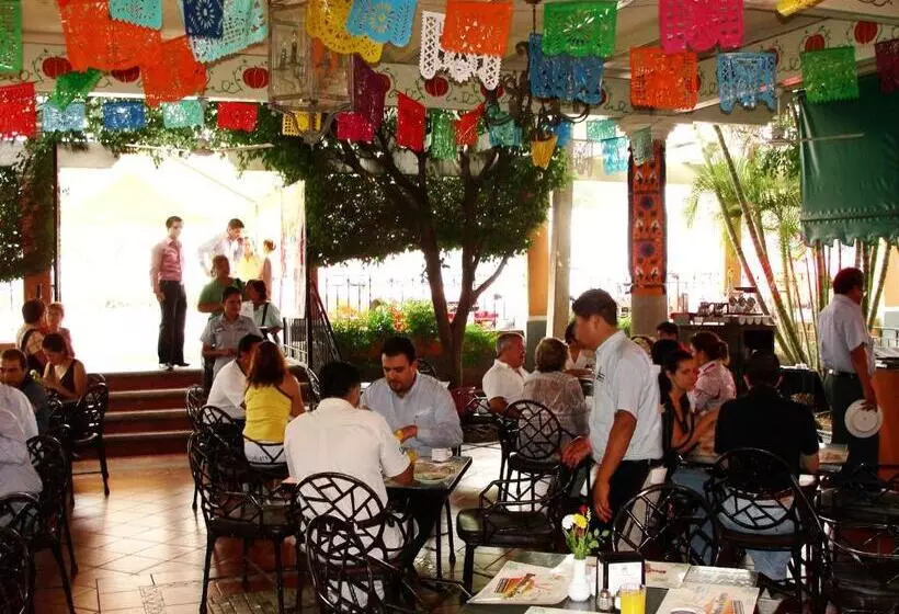 ホテル Palmareca Inn Suites Studio