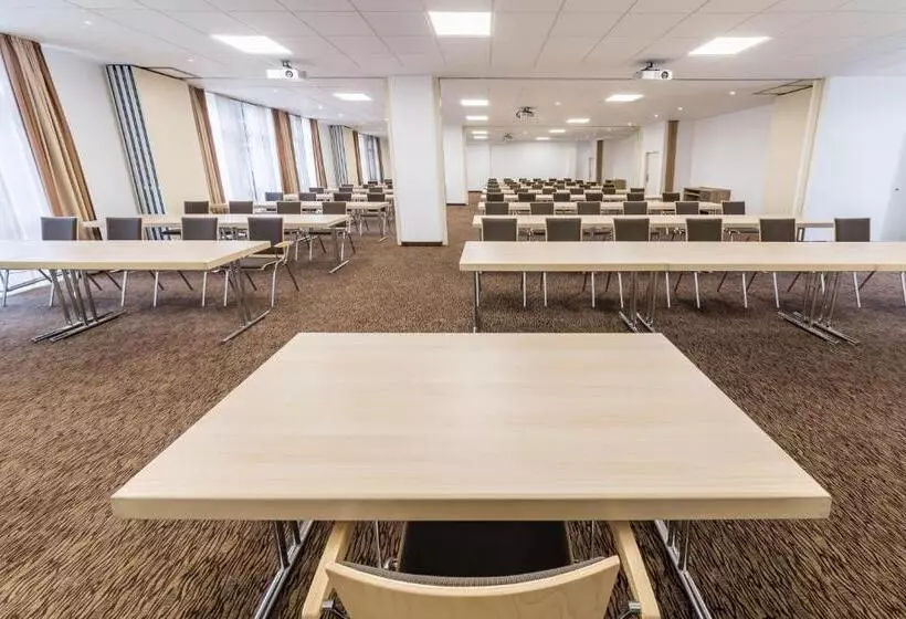 호텔 Park Inn By Radisson Gottingen