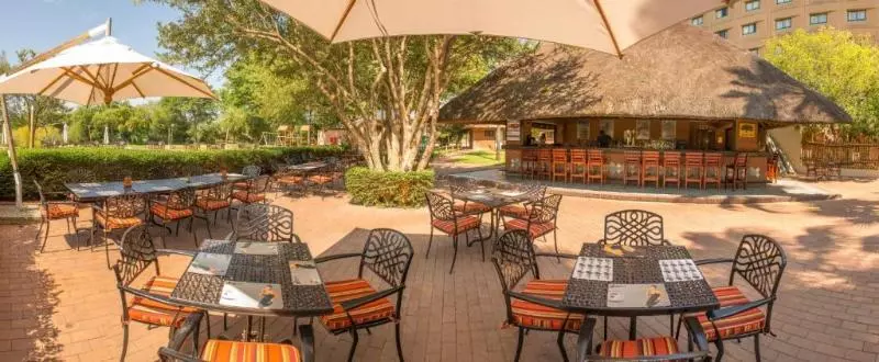 هتل Peermont Metcourt Inn At The Grand Palm Gaborone