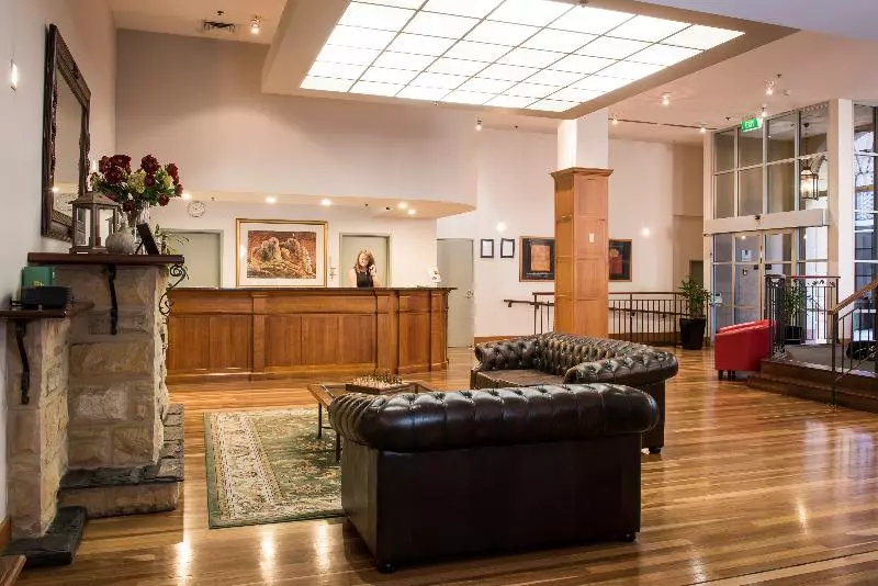 בית מלון כפרי The Chancellor On Currie