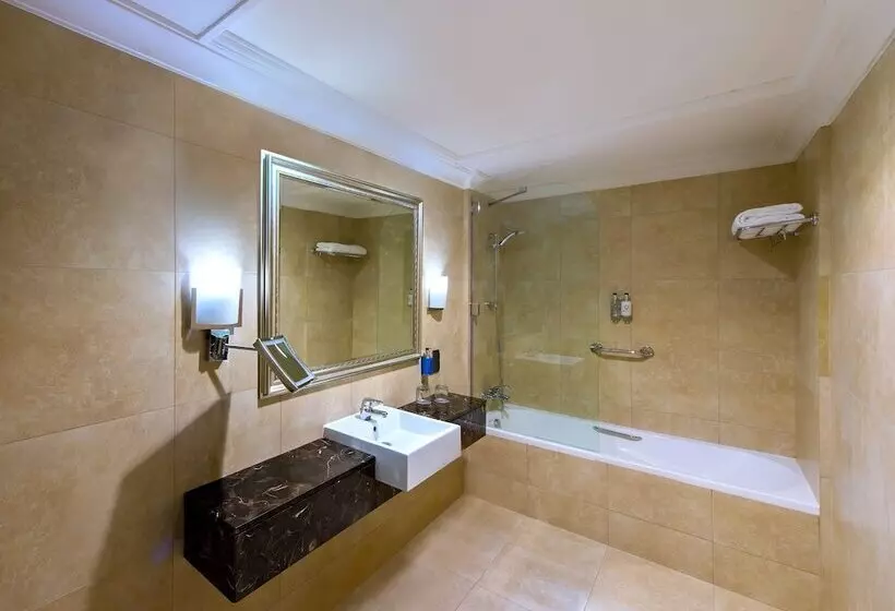 Somewhere Hotel Apartment