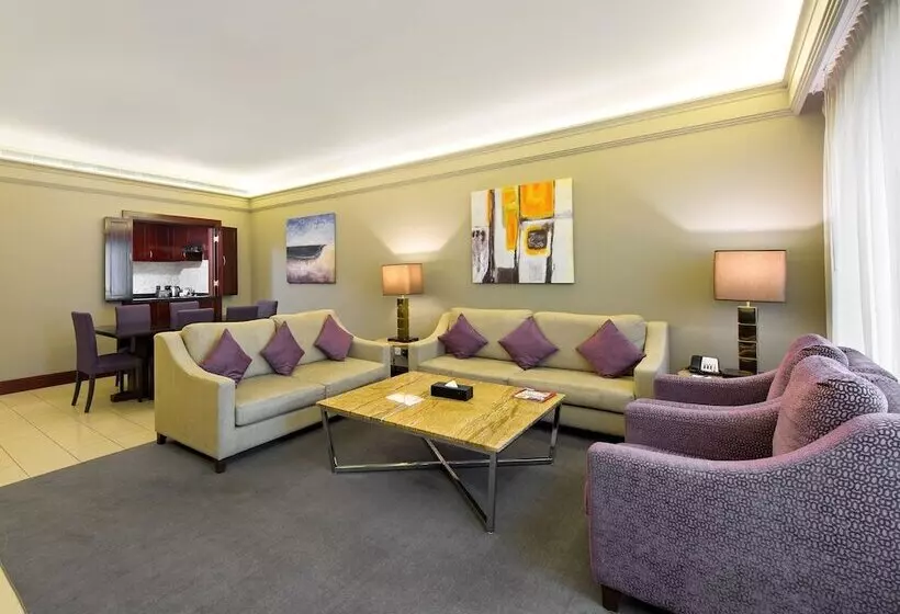 Somewhere Hotel Apartment