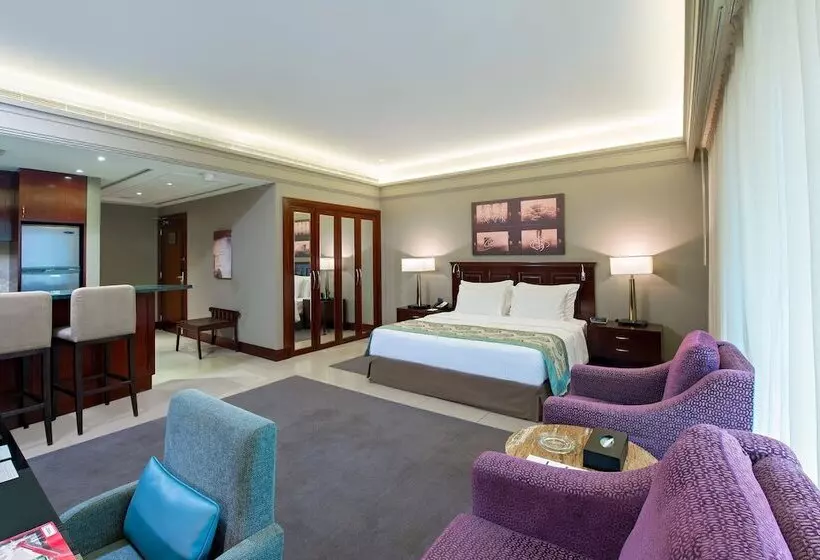 Somewhere Hotel Apartment