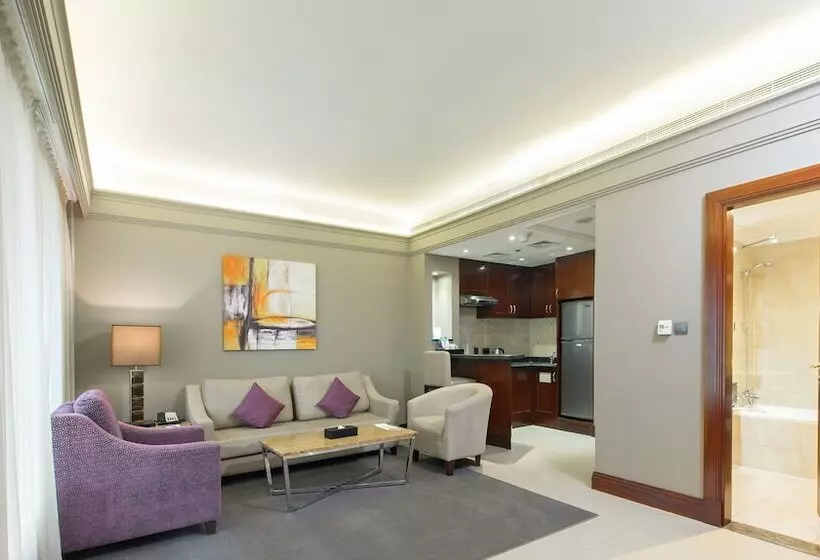 Somewhere Hotel Apartment