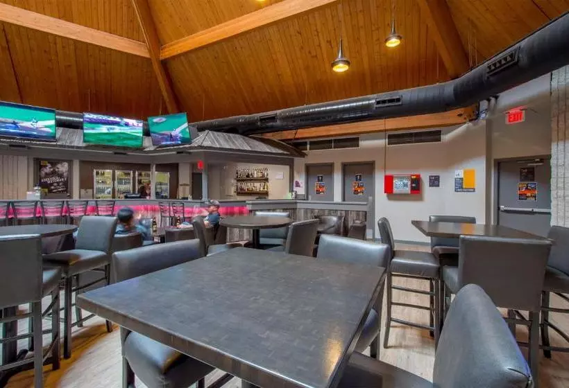 Retkeilymaja Grand Marshal Inn