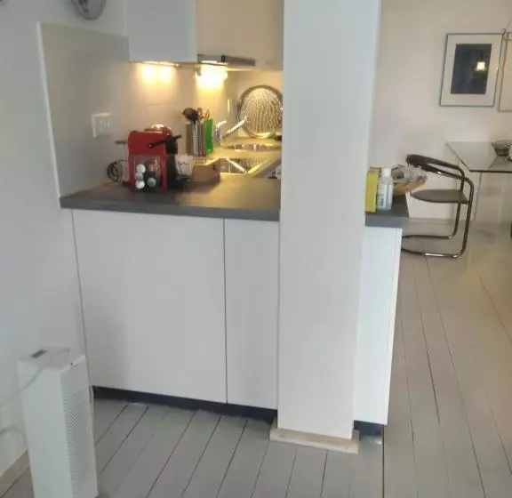 ベッドアンドブレックファースト Swiss Borzoi House