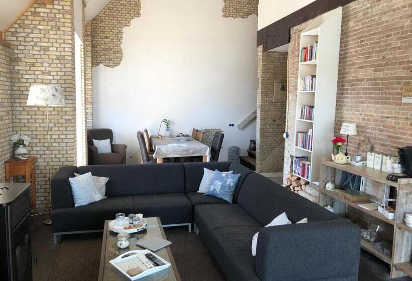 Bed & Breakfast Ytsma State