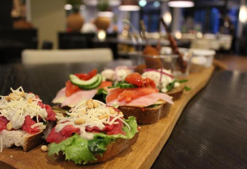 Отель Restaurant Nederheide