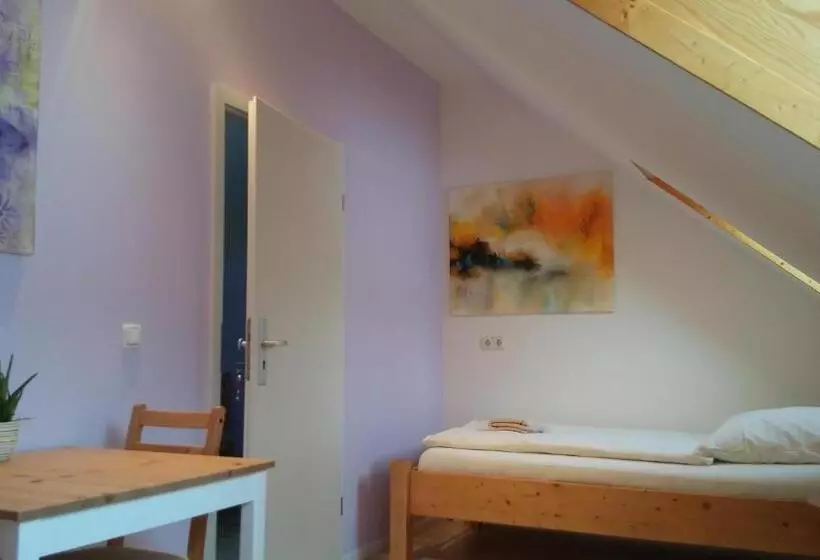 Hotelli Seminarhaus Am Liebfrauenberg