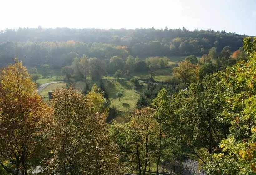 Hotelli Seminarhaus Am Liebfrauenberg