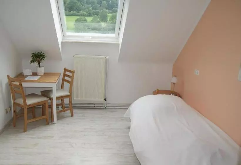 Hotelli Seminarhaus Am Liebfrauenberg