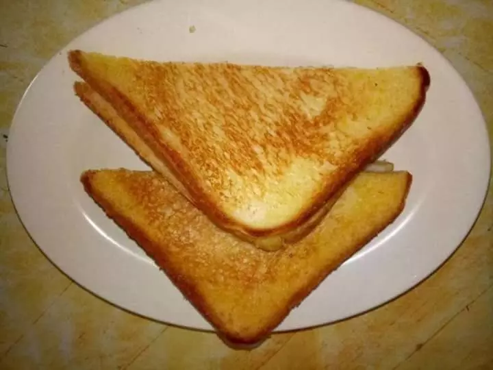 Majatalo Arrys Watukarung Surfcamp