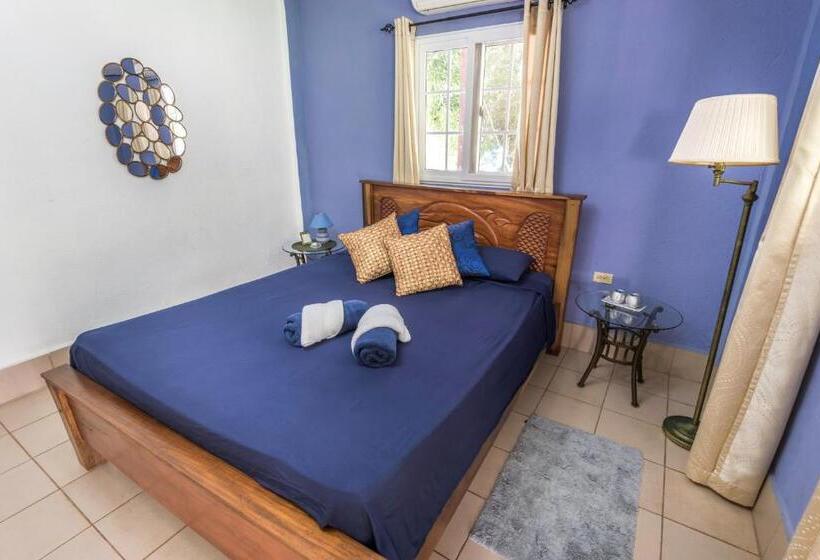 بنسيون Hostel Wunderbar