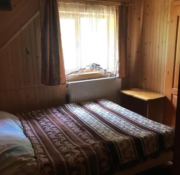 פנסיון Krasa Karpat