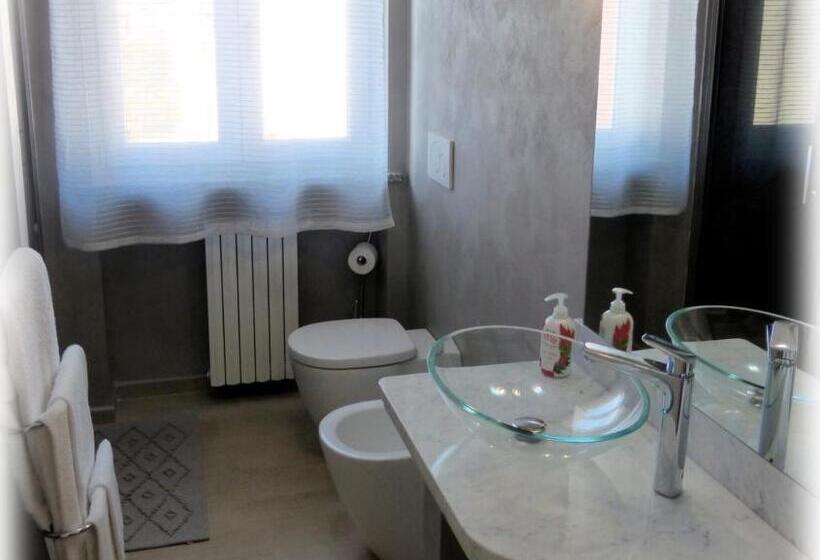 펜션 Marinella Guest House