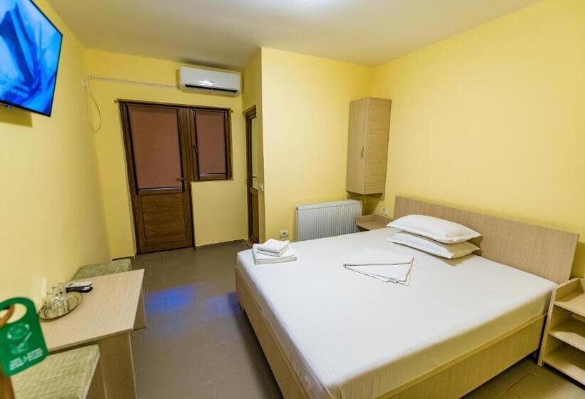 膳宿费 Micul Golf