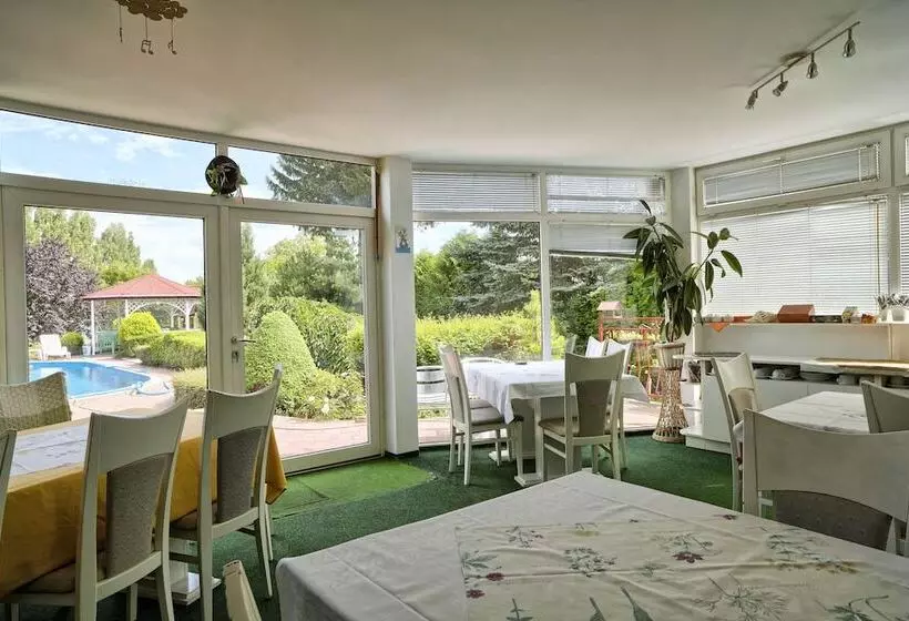 Majatalo Penzion Pod Zvonem