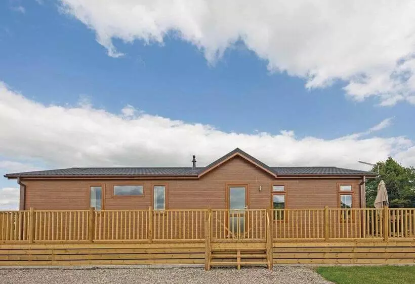 リゾートホテル Athelington Hall Farm Lodges