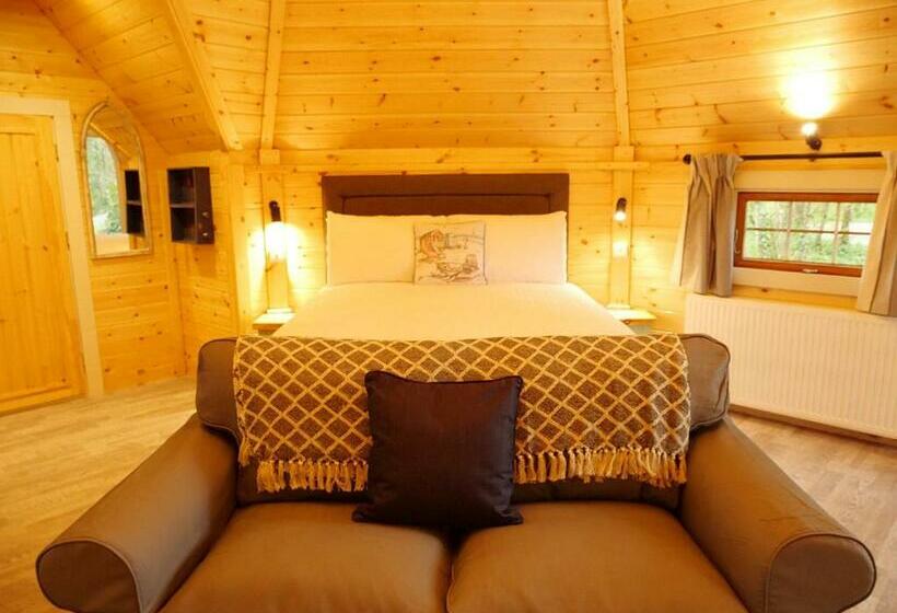 리조트 Peckmoor Farm Lodges