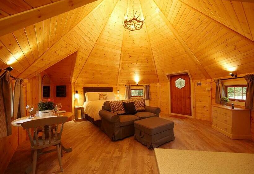 리조트 Peckmoor Farm Lodges