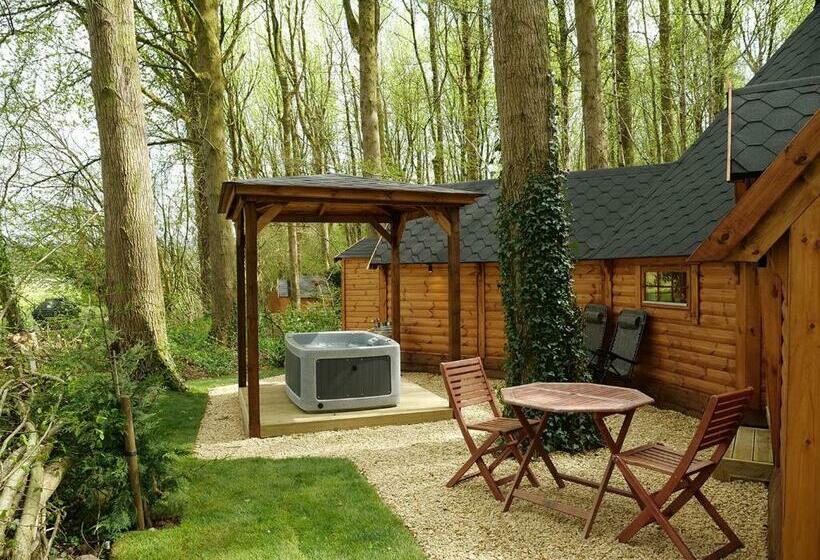 리조트 Peckmoor Farm Lodges