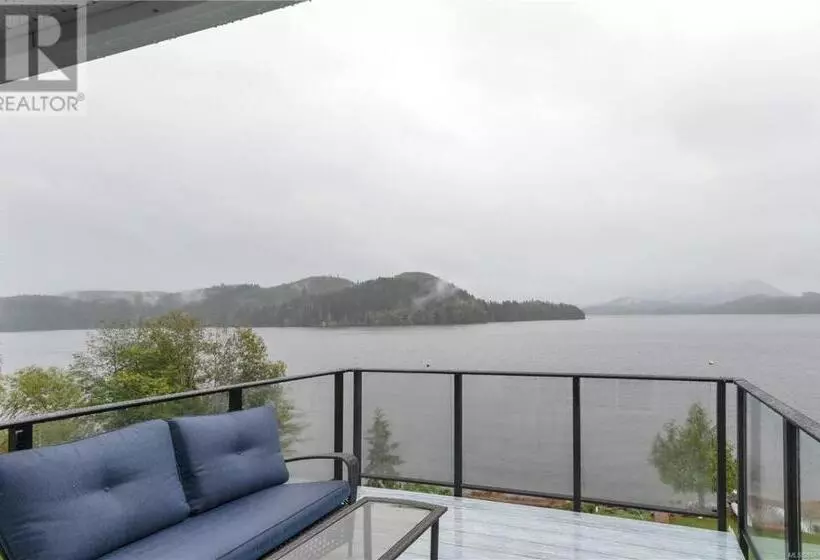 Retkeilymaja The Oceanfront Inn On Stephens Bay