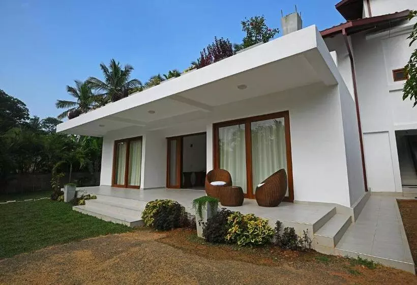 ベッドアンドブレックファースト Colibri Villa