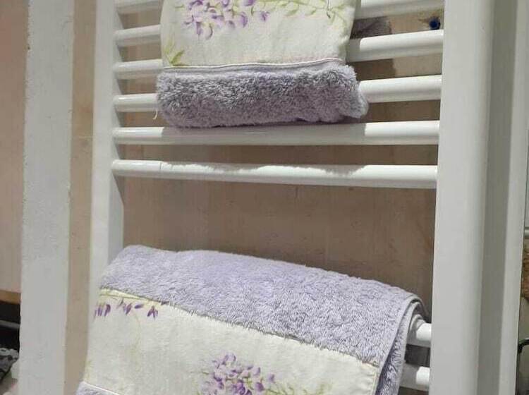 مبيت وإفطار The Chedy Home