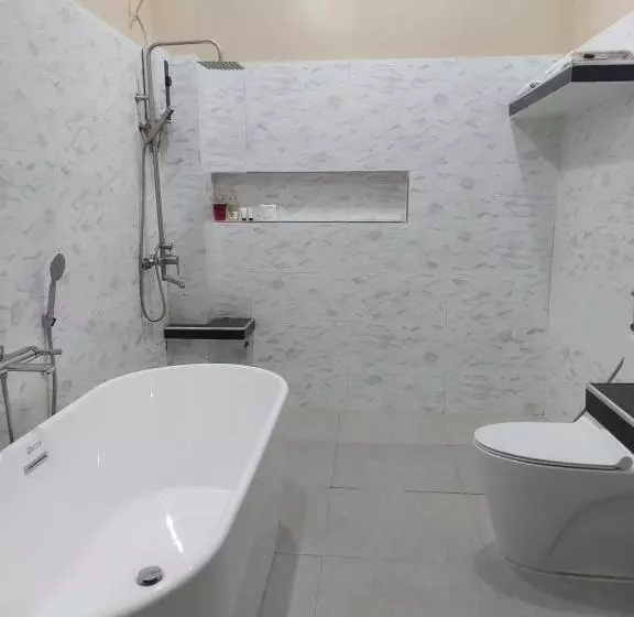 ホテル B&s Orchids Suites