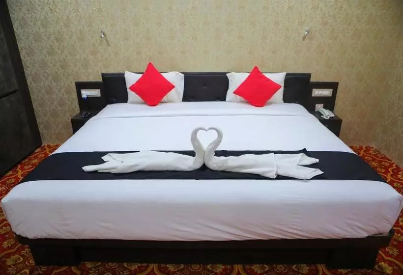 ホテル Kalpana Residency