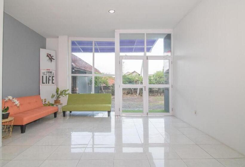 酒店 Oyo 2270 Taman Wirama