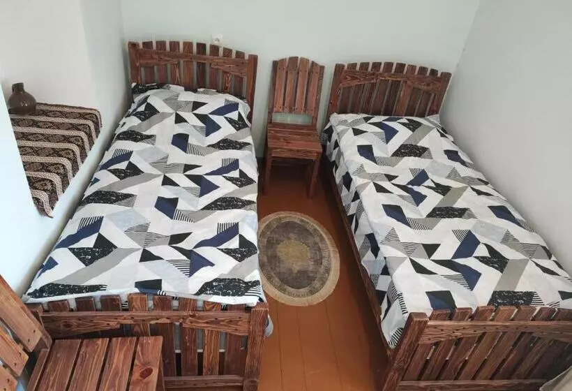 ペンション Berdavan Guesthouse