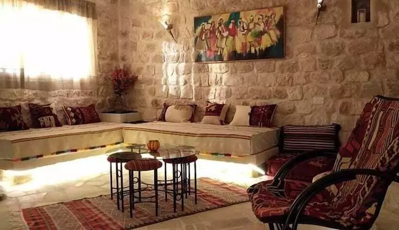 Majatalo Dar Ayed Tamezret