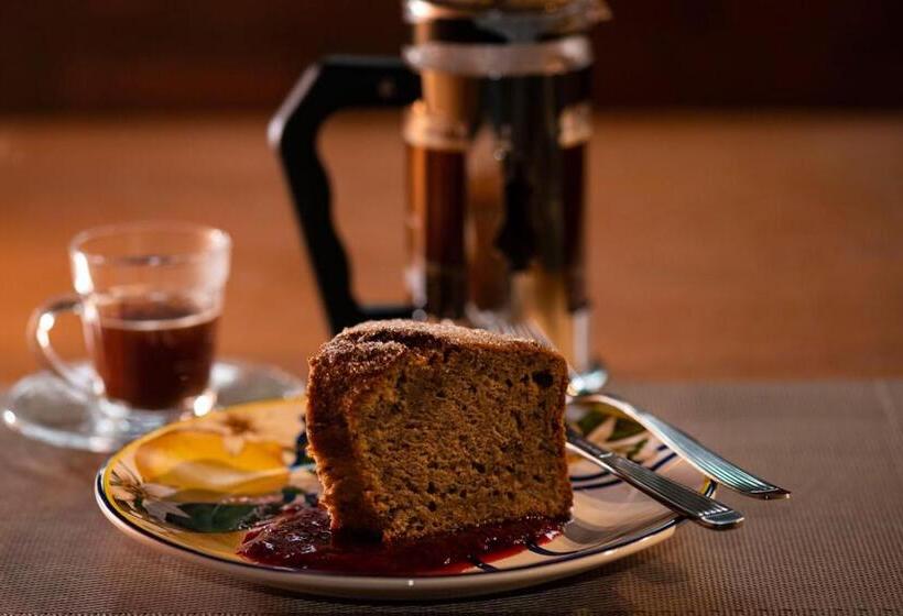 Panzió Flor De Café Pousada