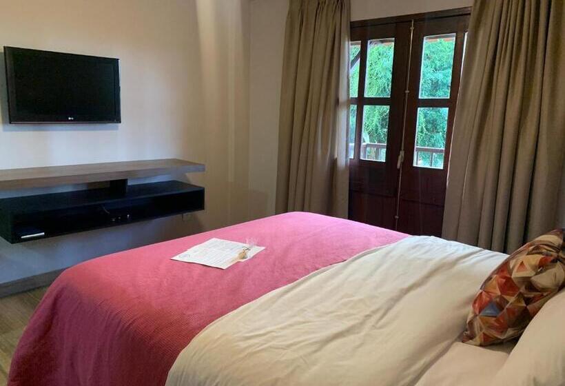 Panzió Flor De Café Pousada