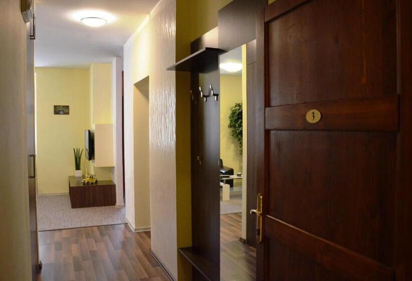 펜션 Penzion Pri Kastieli Betliar