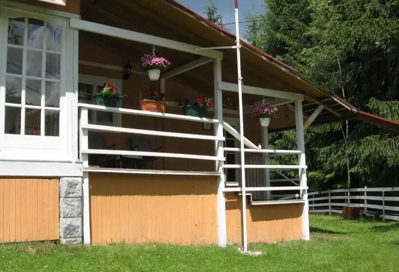 پانسیون Podina Guest House