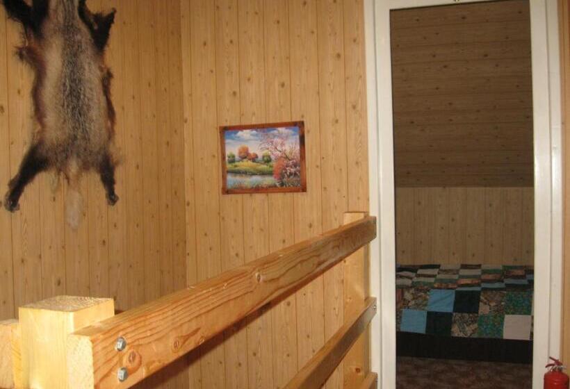 بنسيون Podina Guest House