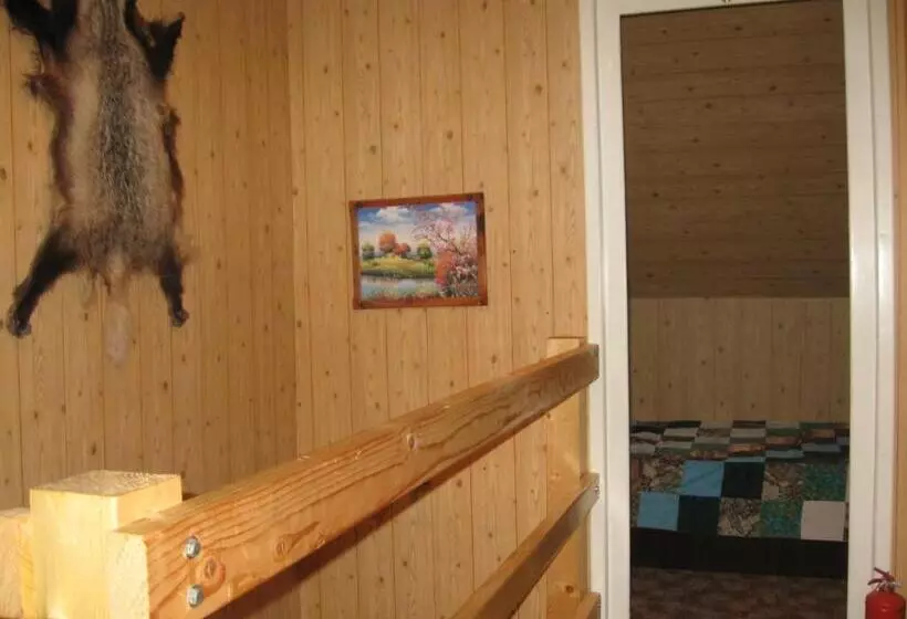 پانسیون Podina Guest House