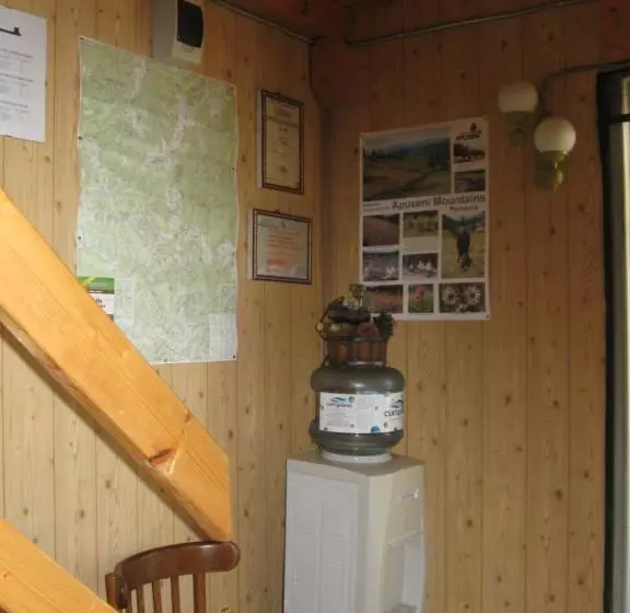 پانسیون Podina Guest House