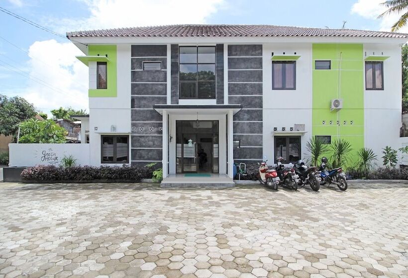 Pansiyon Reddoorz @ Palagan 3