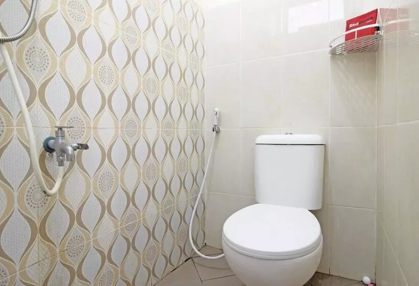 پانسیون Reddoorz @ Palagan 3